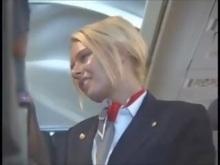 Flight attendant къса пола 3